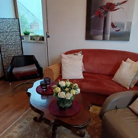 Fischer Apartment *